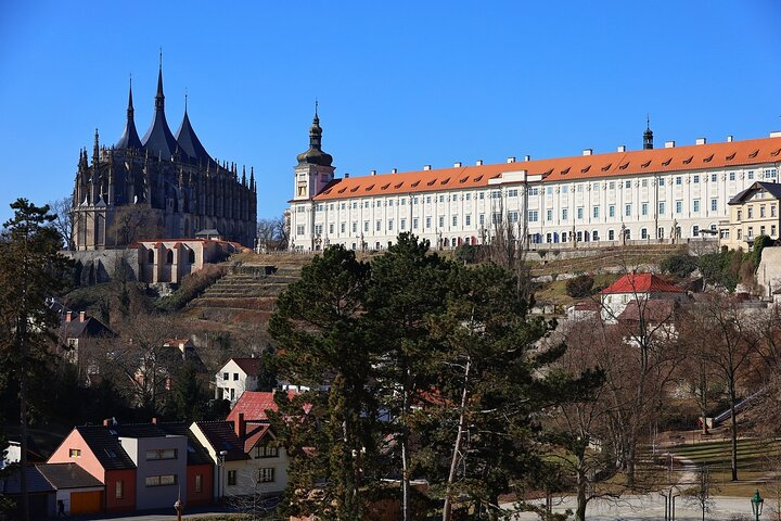 Prague to Kutna Hora day trip to Ossuary, St Barbara and more - Photo 1 of 7